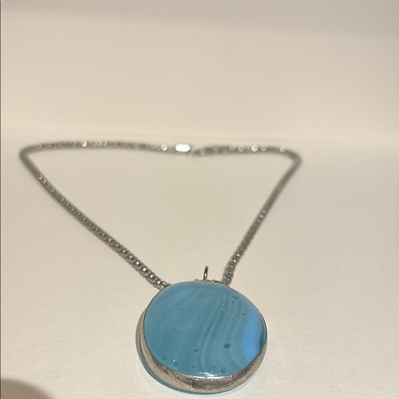 3/$20 Chic Silver Necklace with Blue Pendant - Picture 2 of 5